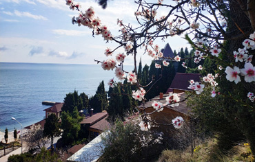 Забронировать номер в Алуште весной фото 